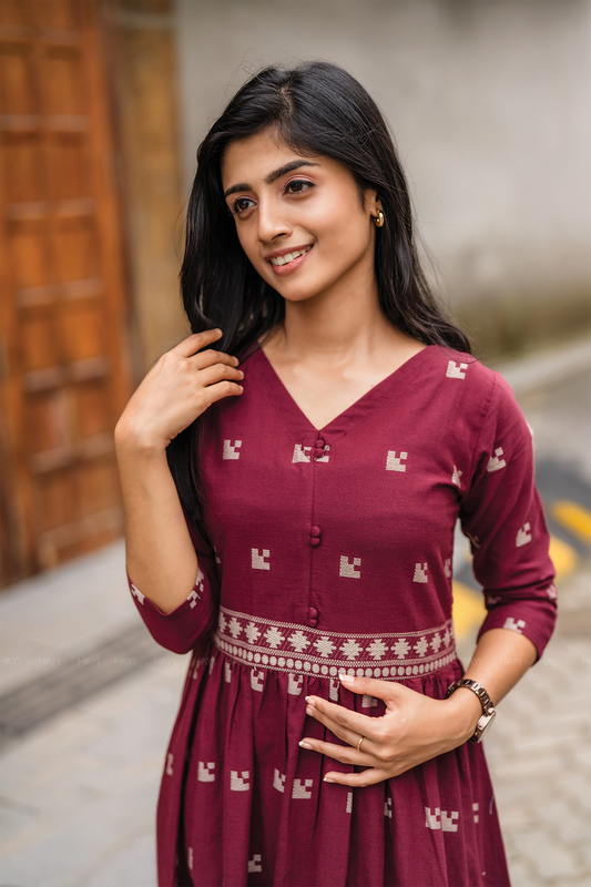 Rosebud Pink Handloom Dress with Straight V-Neck & 3/4 Sleeves