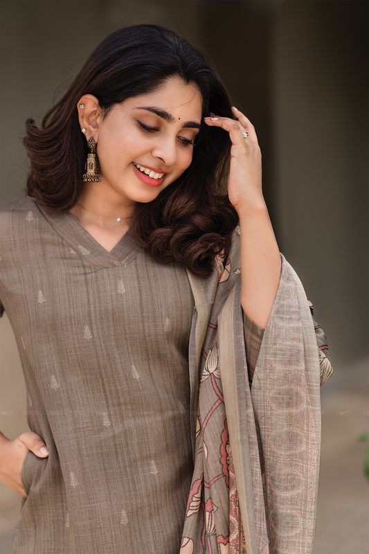 Indrani Pista Green printed 2 Piece Linen Shimmer Kurta with Dupatta