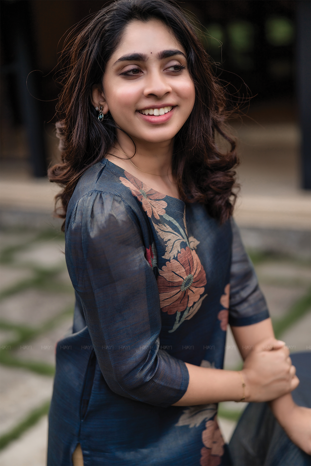 Graveil Green printed 2 Piece Linen Blend Kurta with Dupatta