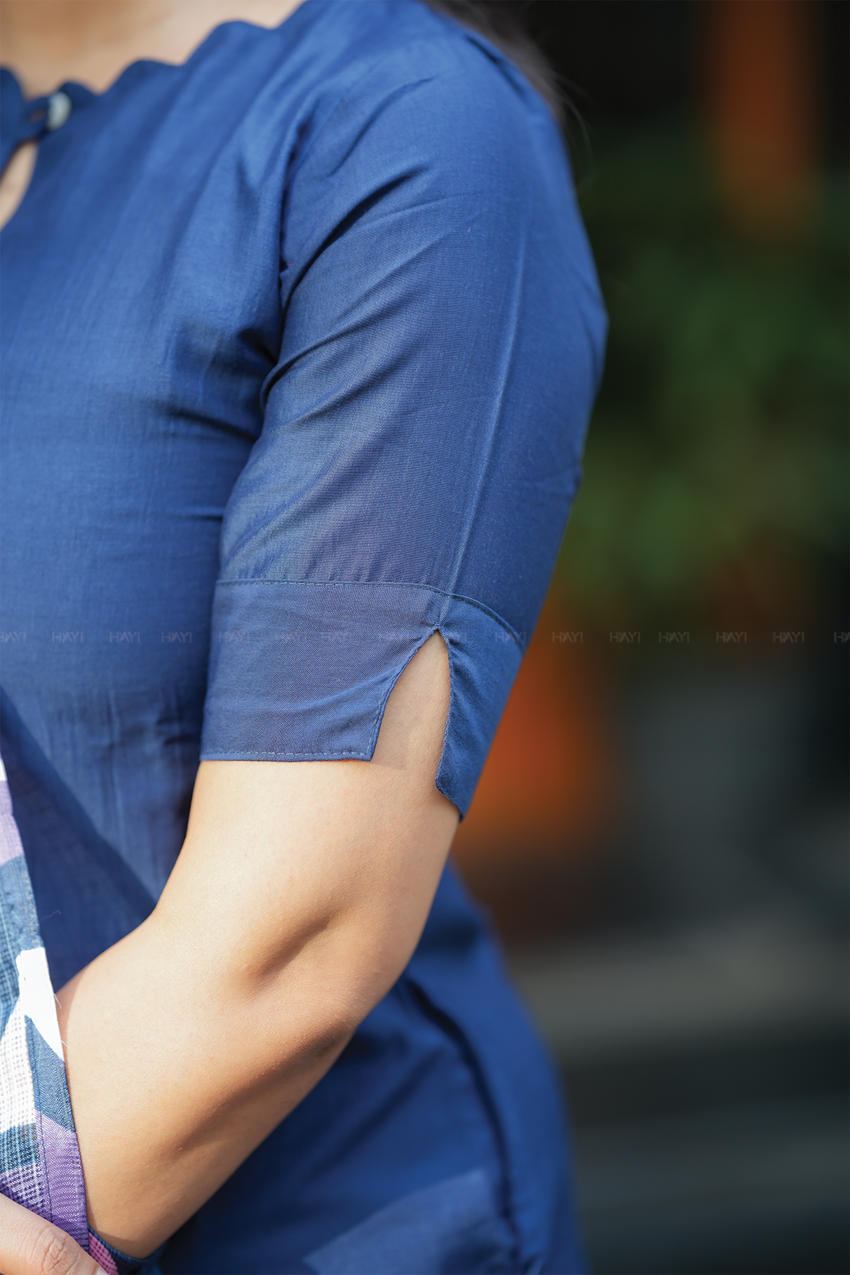 Blue Vibrant Petals printed 2 Piece Silk Blend Kurta with Dupatta