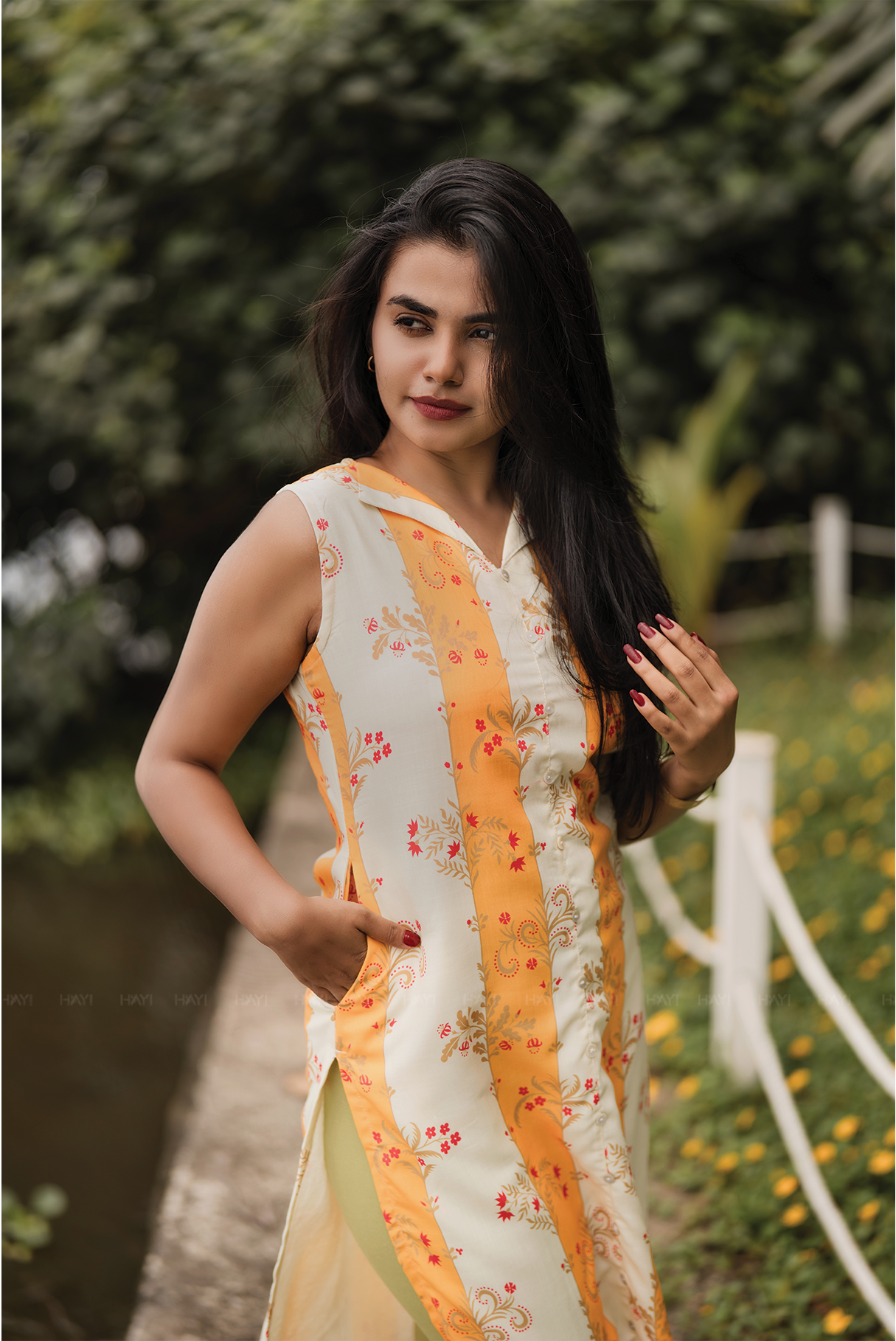 Sylan Yellow with Sunshine floral printed Linen Blend Kurta with Detachable 3/4th Sleeves