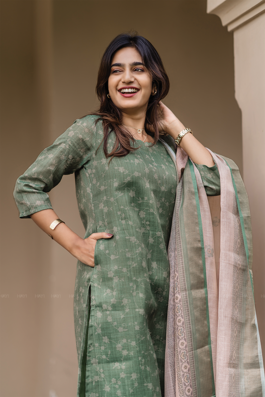 Virenya Green printed 2 Piece Linen Blend Kurta with Dupatta