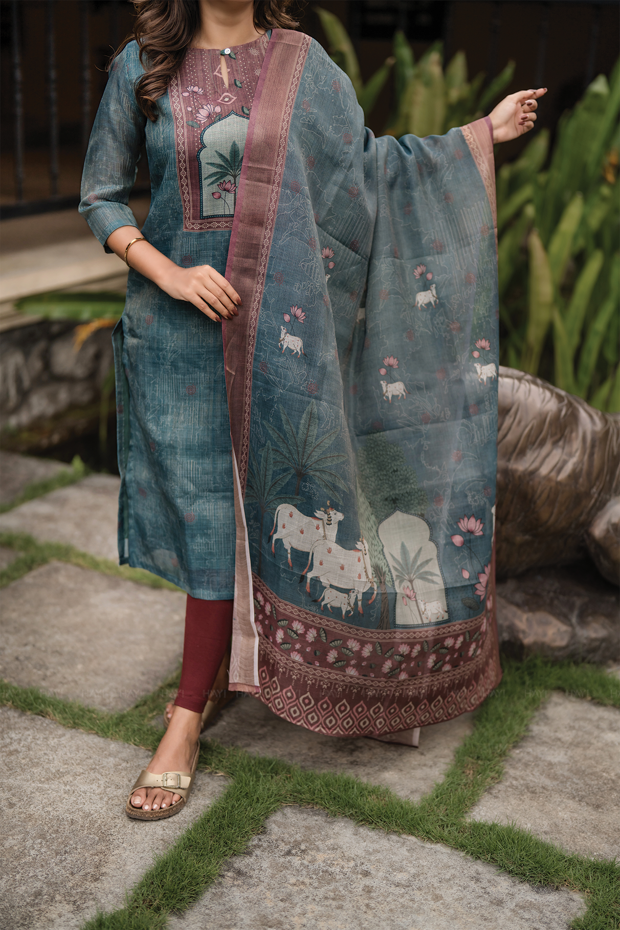 Hariyali Green printed 2 Piece Linen Shimmer Kurta with Dupatta