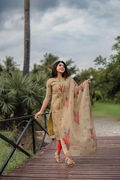 Lila Yellow printed 2 Piece Linen Shimmer Kurta with Dupatta