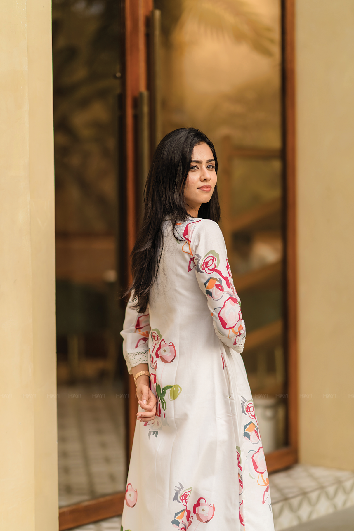 Pastel Floral Dream Half-White Linen Blend Co-ord with V-Neck & Lace