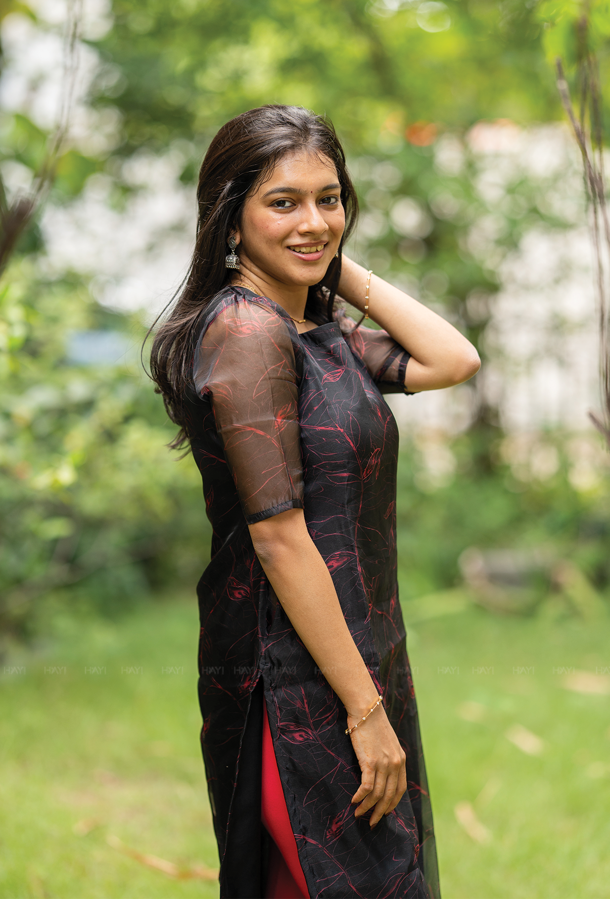 Poise Black with Floral Line Organza kurta