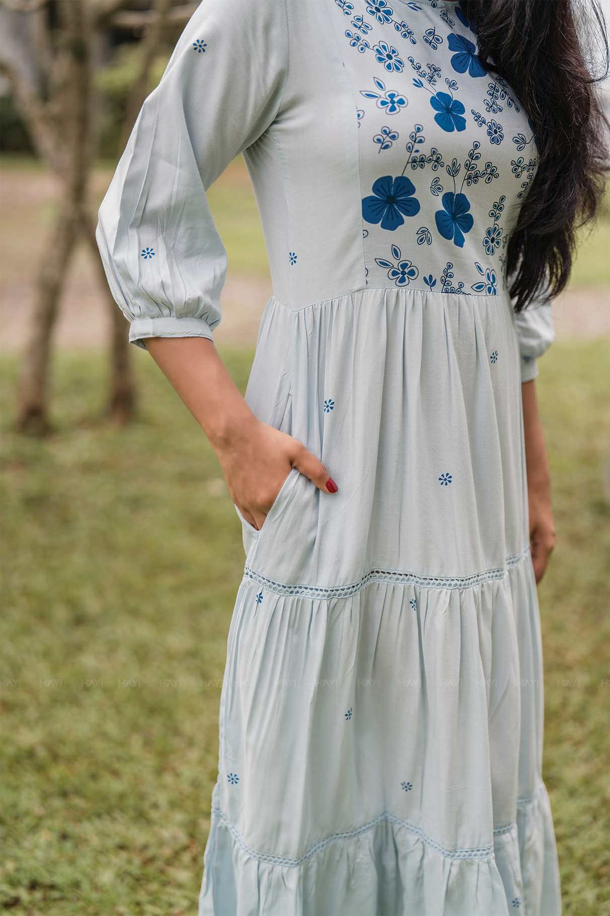 Frost bloom Blue Viscose Dress with Delicate Floral Print
