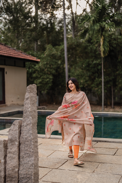 Mayuri Peach printed 2 Piece Linen Shimmer Kurta with Dupatta