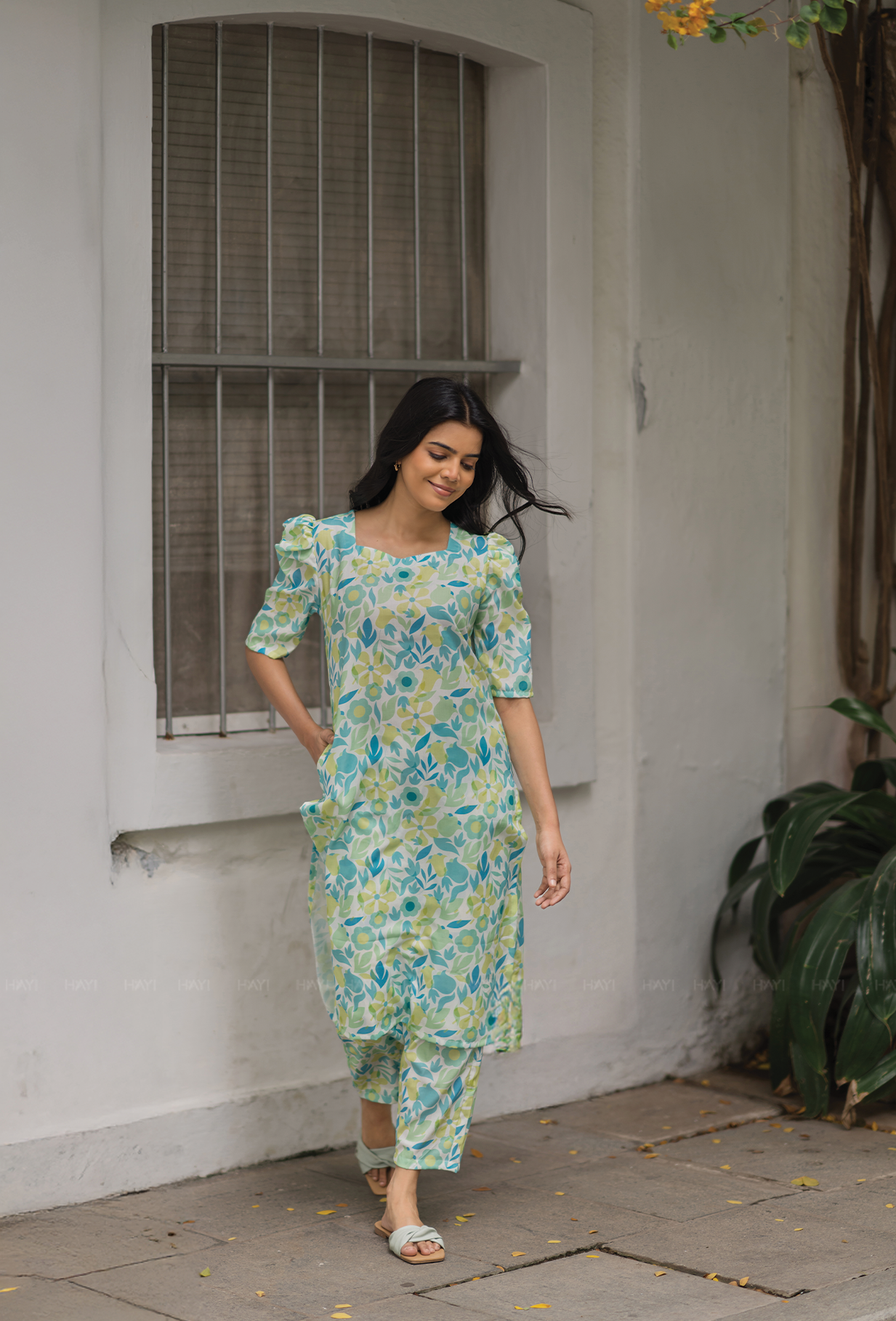 Cadence Green with Metropolitan Rhythm floral Printed Linen Blend Co-ords